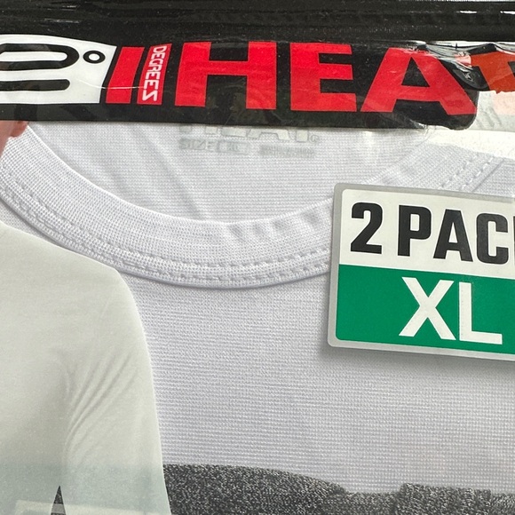 32 Degrees Men’s Long Sleeve Crew Neck 2-Pack - White & Heather Charcoal - Picture 7 of 7